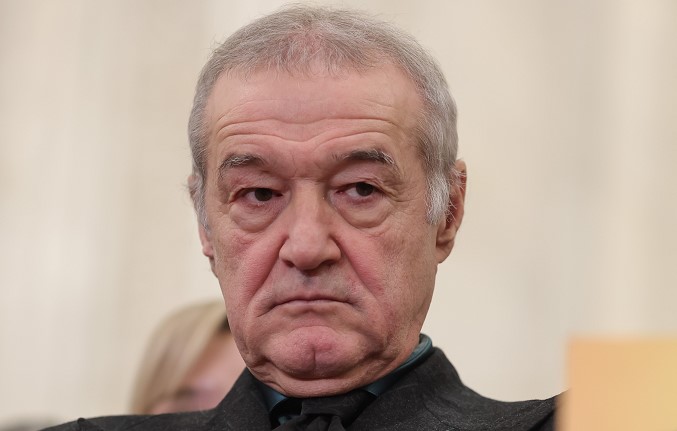 Becali, lovit crunt de Paște: A rămas fără permisul auto