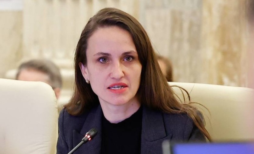 Oana Țoiu negociază cu Pakistanul accesul la Strâmtoarea Ormuz