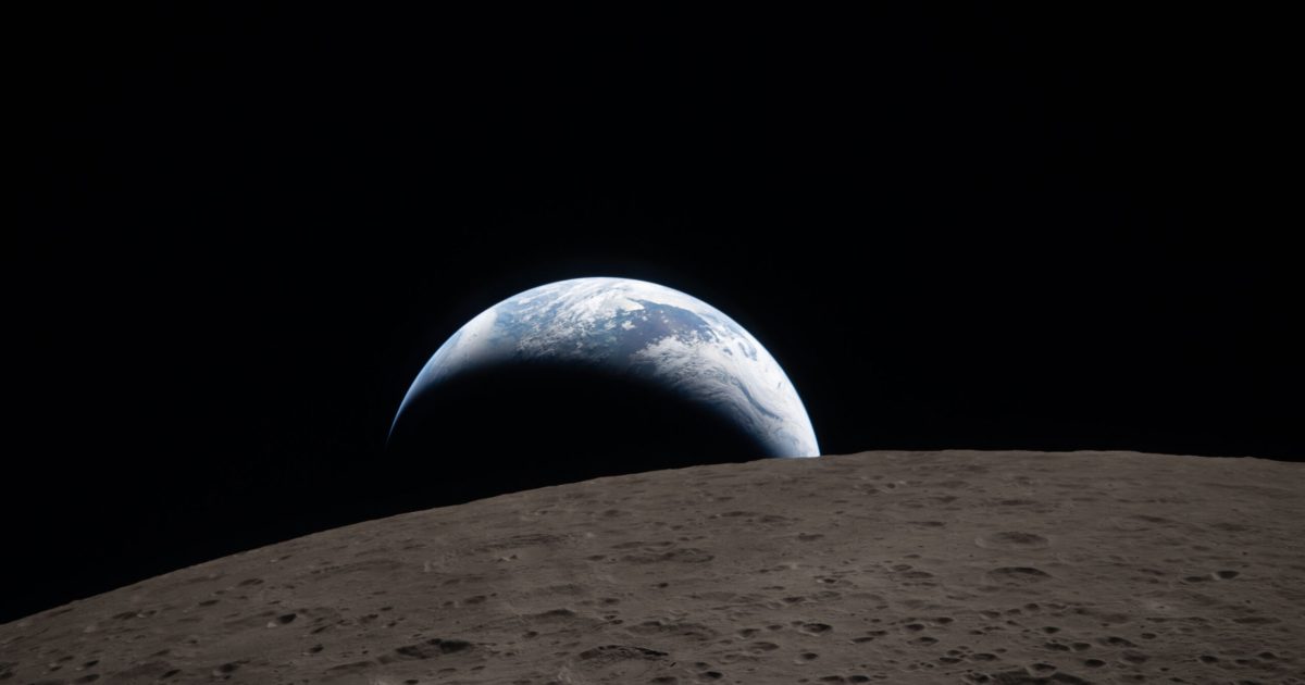 Culorile LUNII surprind echipa ARTEMIS II: Ce au văzut astronauții?