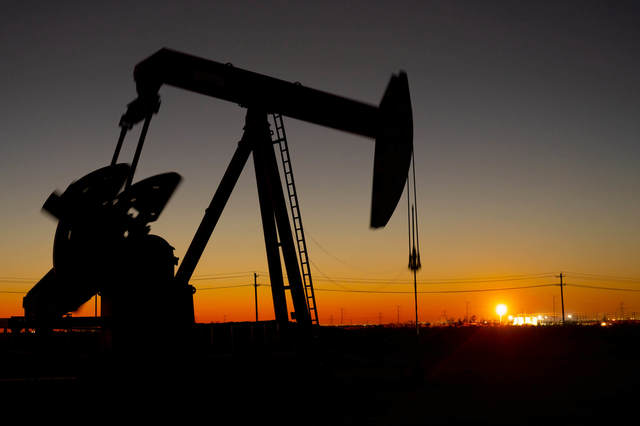 Petrolul, în scădere: Armistițiul FRAGIL Israel-Liban, speranțe și temeri pe piață