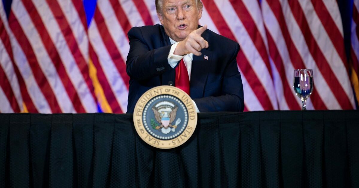 Israel: Donald Trump oprește bombardamentele în Liban