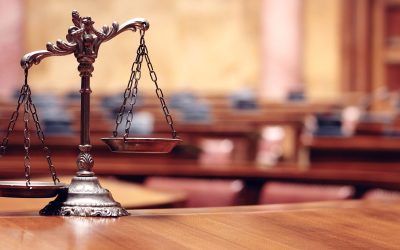 Bunuri abandonate în România: Statul a moștenit „boarfe” și telefoane vechi