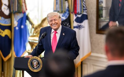 Trump promite „înțelegere” cu Anthropic: Ce planuri are fostul președinte?