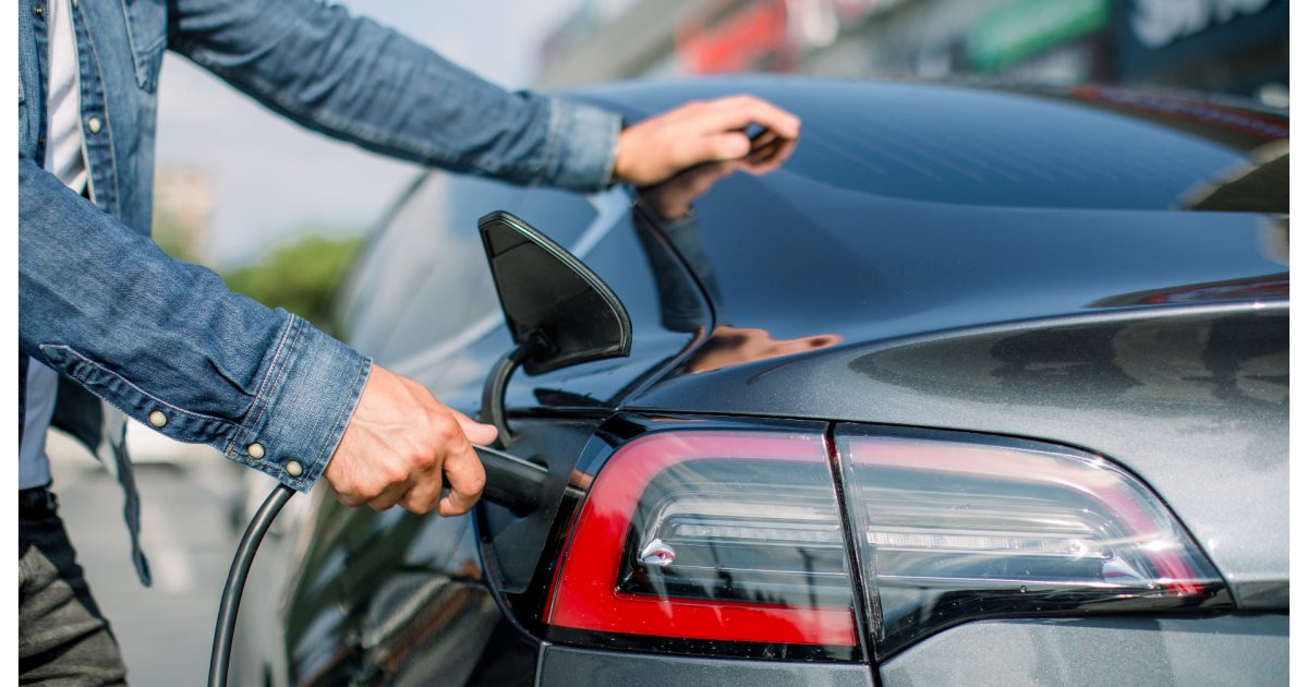 Mașinile electrice, asalt în Europa: Benzina scumpă, start pentru o revoluție?