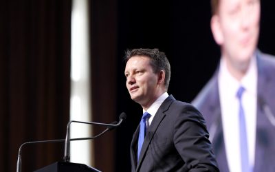 Nu avem timp de crize politice, în timp ce România se confruntă cu probleme