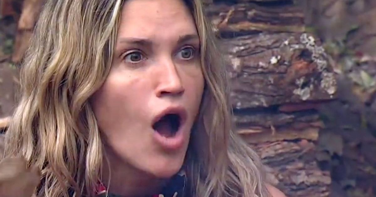 Vedetă de la „Sunt celebru…” renunță cu zile înainte de finală. Colegii, în lacrimi