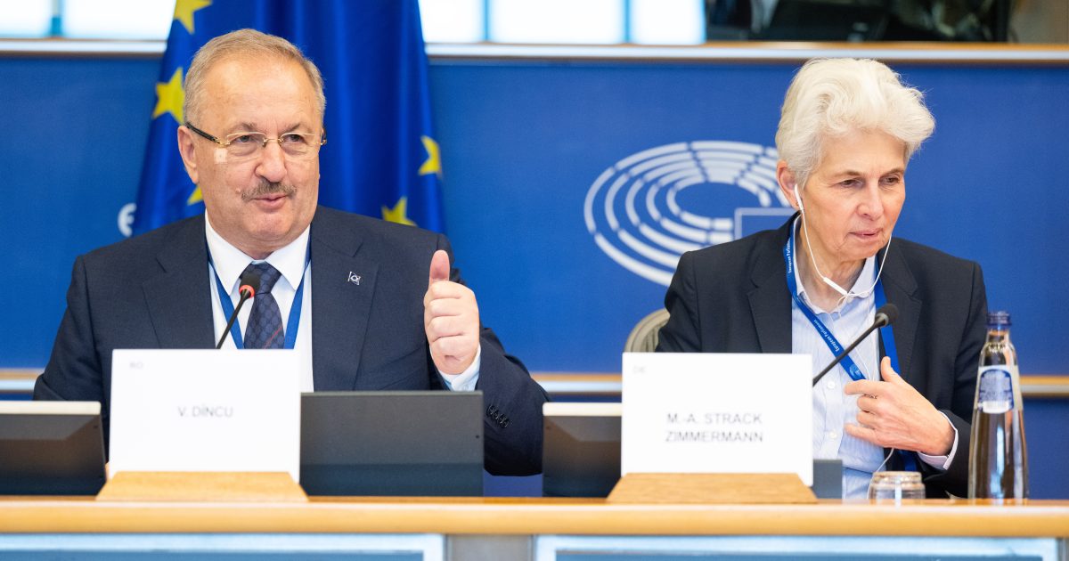 România, la răscruce: Apărarea, test de strategie pentru fondurile UE