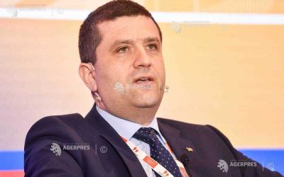 Miruță: Fabrica Armatei, ruină: „Plouă și cresc copaci” în hale