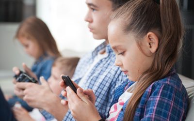 Majoritatea copiilor din Australia, dependenți de rețelele sociale