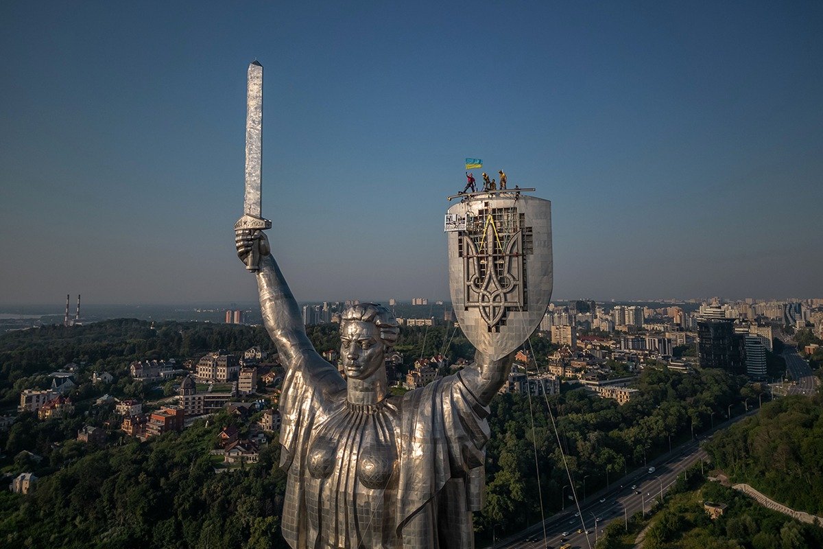 Timișoara trimite generatoare electrice la Kiev pentru a ajuta la criza energetică Municipalitatea din Timișoara va oferi un nou ajutor umanitar capitalei Ucrainei, Kiev, în contextul crizei energetice generate de război