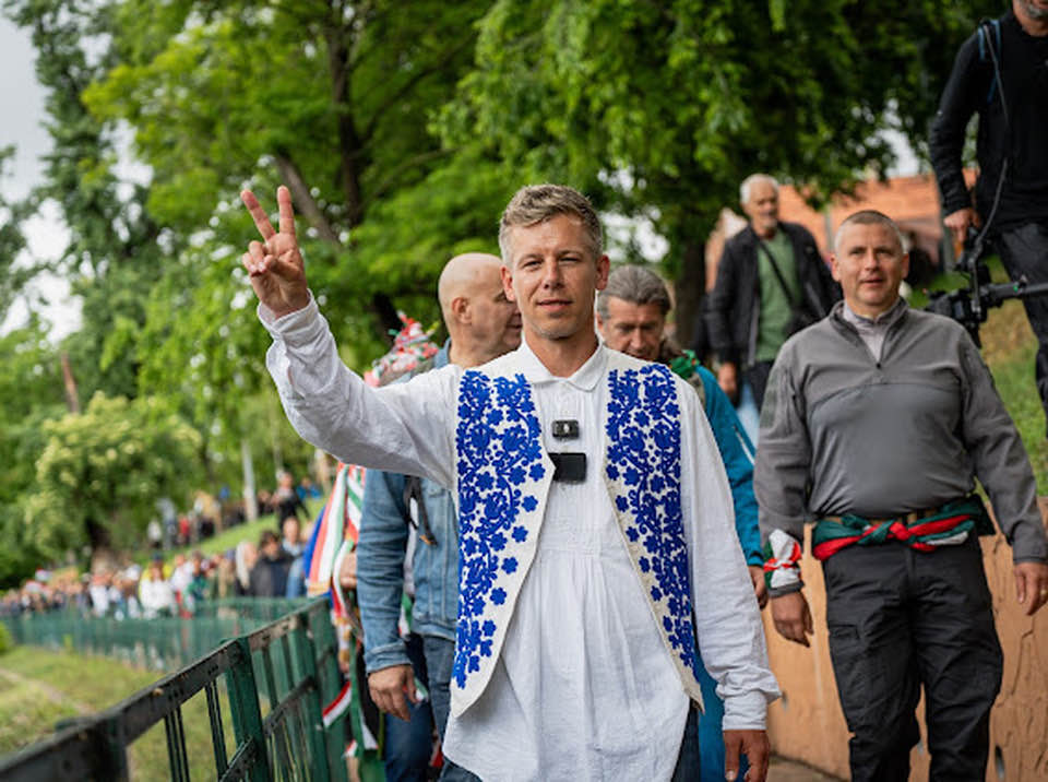Alegerile din Ungaria: Péter Magyar, speranța Bruxelles-ului, ar putea dezamăgi Bruxelles-ul, frustrat de poziția premierului Viktor Orbán față de Ucraina, spera într-o schimbare de atitudine odată cu posibila victorie a lui Péter Magyar la alegerile din 12 aprilie