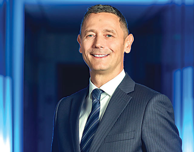 Manea, șeful BCR, pe cale să-și încheie mandatul la banca mamut din România