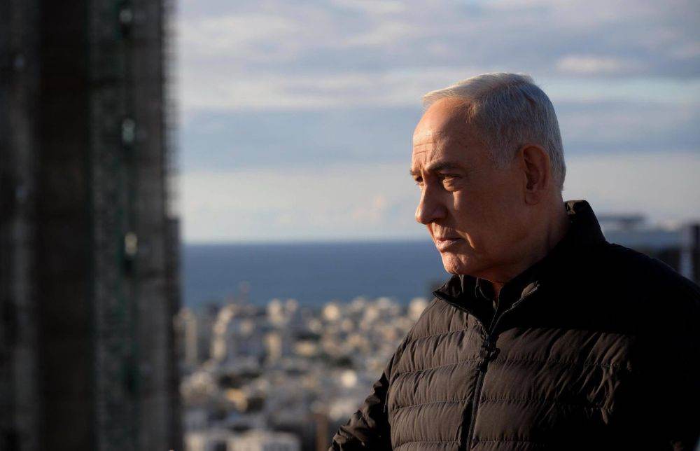 Premierul israelian BENJAMIN Netanyahu anunță intensificarea operațiunilor împotriva IRANULUI PREMIERUL israelian, BENJAMIN Netanyahu, a declarat că ISRAELUL își intensifică acțiunile împotriva IRANULUI