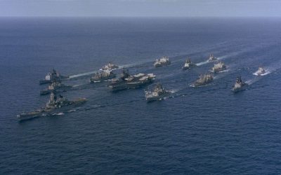 Americanii sfidează Iranul: Flotilă US Navy prin Strâmtoarea Ormuz, azi