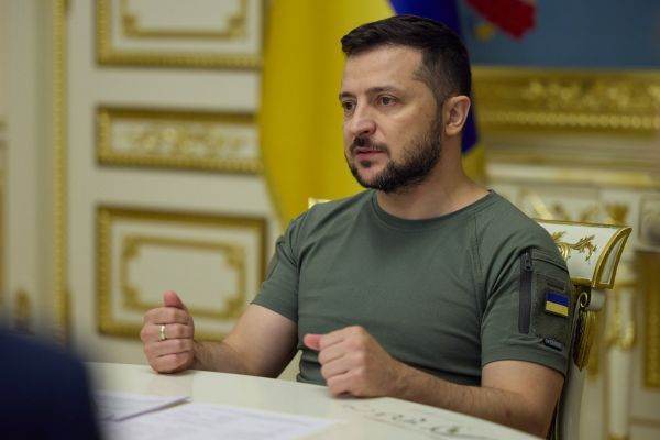 Zelenski: Ucraina își dublează producția militară, dacă primește fonduri