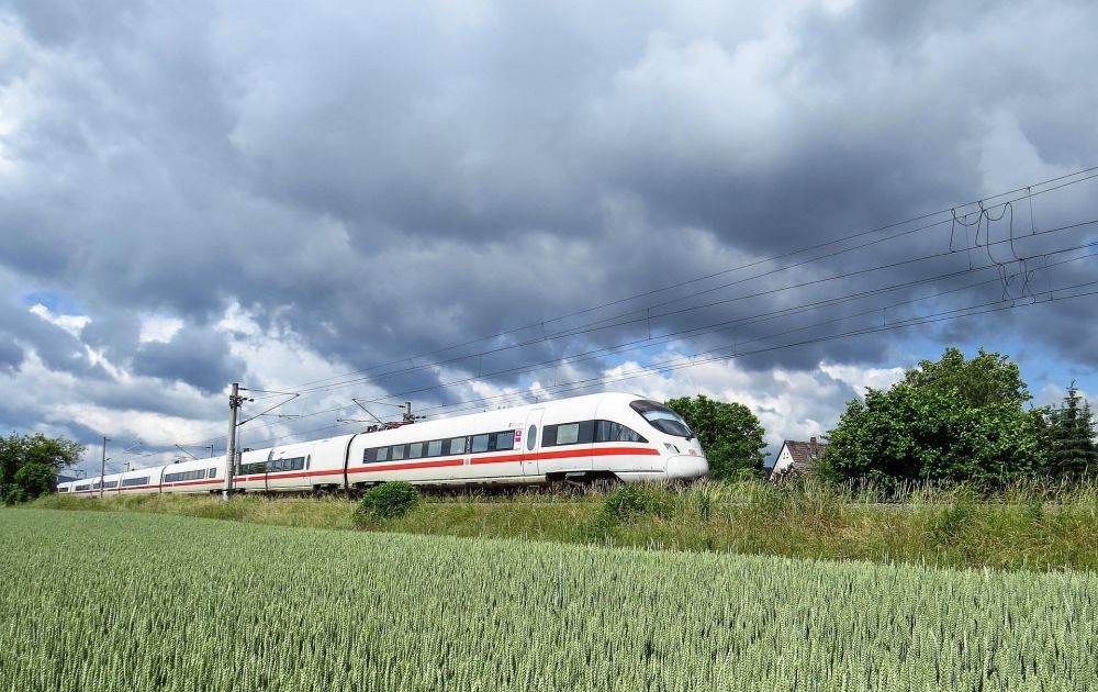 ARF dă undă verde: Siemens Mobility va livra 12 trenuri pe hidrogen în România