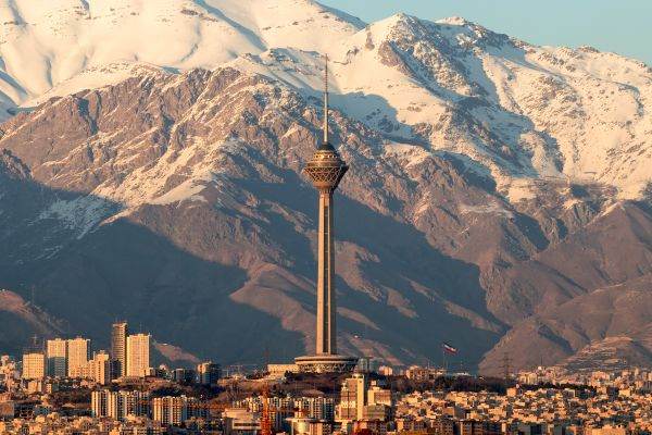 Iranul, la masa negocierilor cu SUA: Teheranul analizează propunerile
