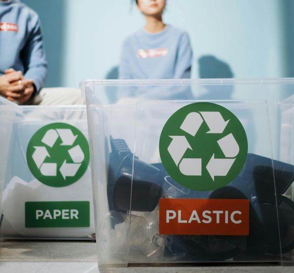 Studenții reinventează superstițiile: Reciclare cu iz de mister în România