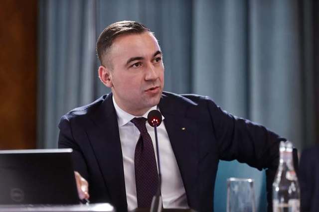 Achizițiile de carburanți, explozie în România: Prețurile au crescut cu peste 20%