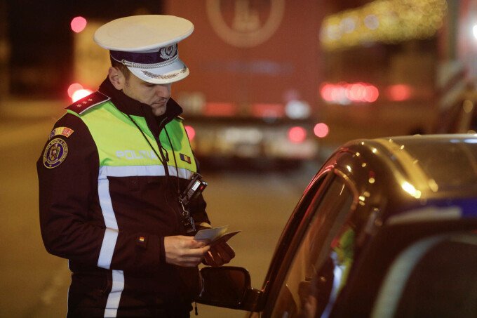 Șoferi, fără permis după Paște: Peste 25.000 de polițiști pe străzi, scădere a violenței