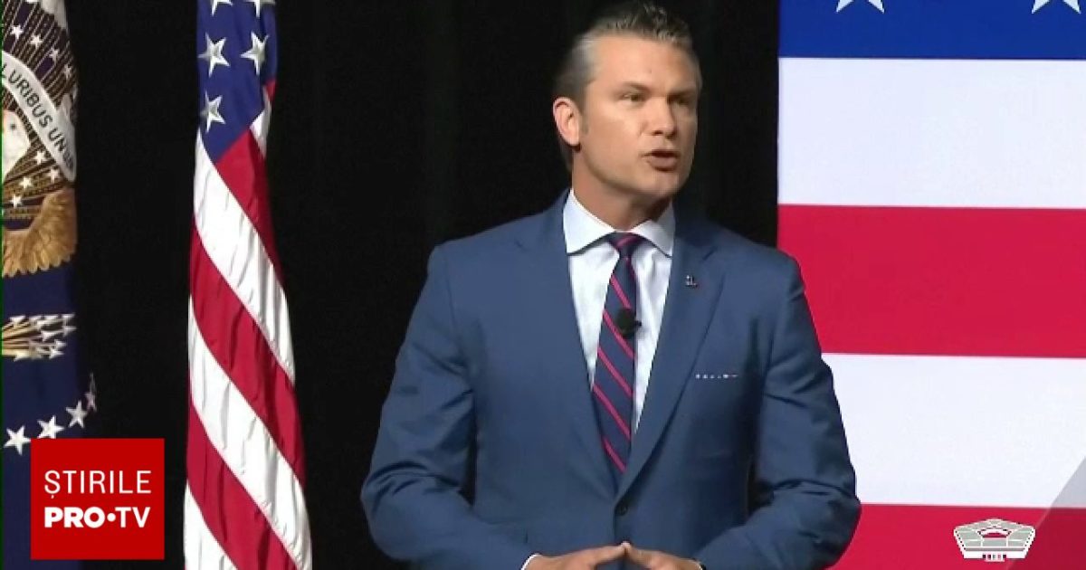 Biblia la Pentagon: Pete Hegseth atacă presa, replica dură a Papei Leon