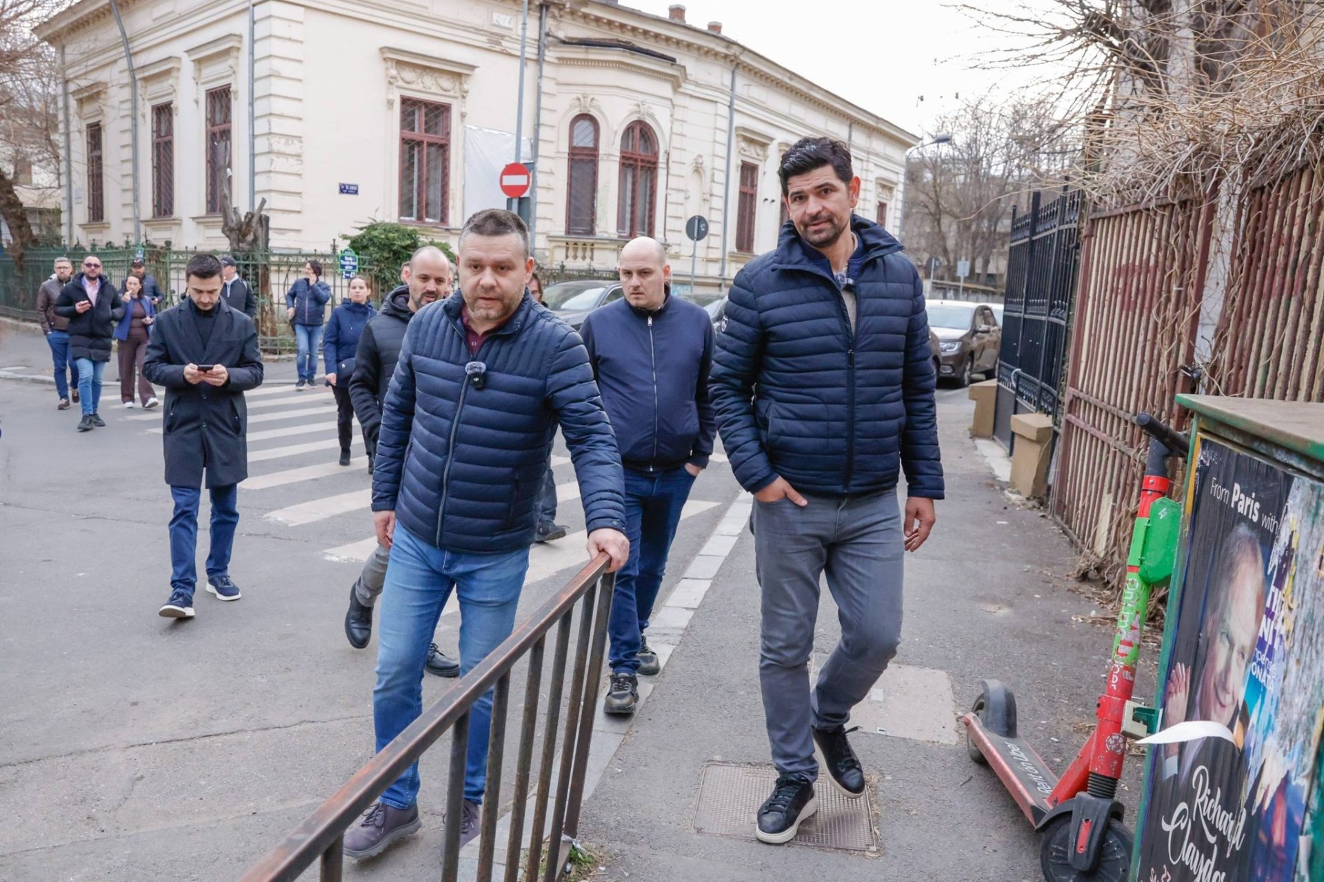 Bucureștiul își reorganizează administrația publică: Se înființează un „super ADP” prin comasare Consiliul General al Municipiului București a aprobat, în ședința de joi, 2 aprilie, înființarea Administrației Domeniului Public a Municipiului București (ADPMB)