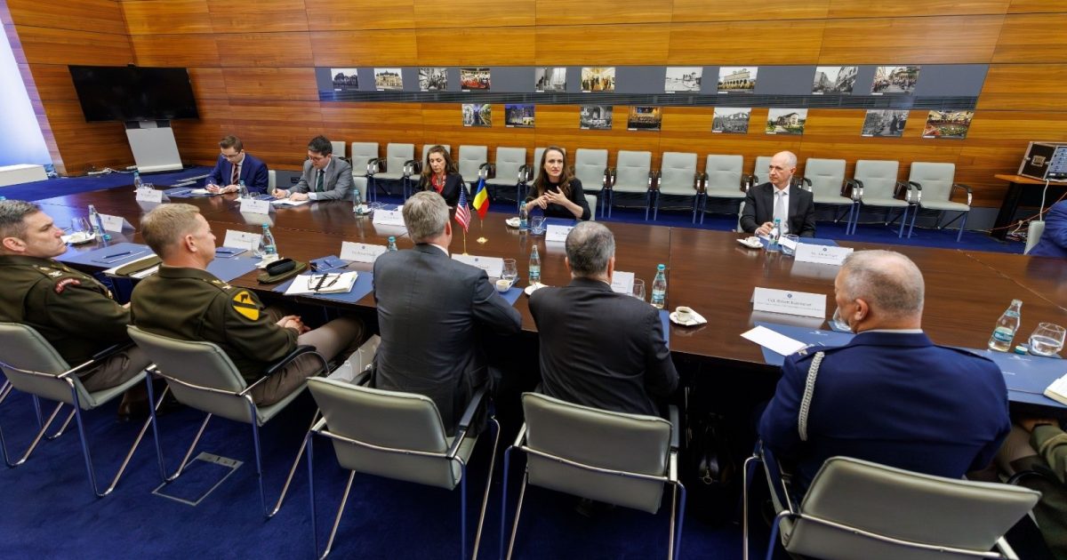 Drona rusească: Daniel Driscoll, oficial SUA, și parteneriatul strategic cu România