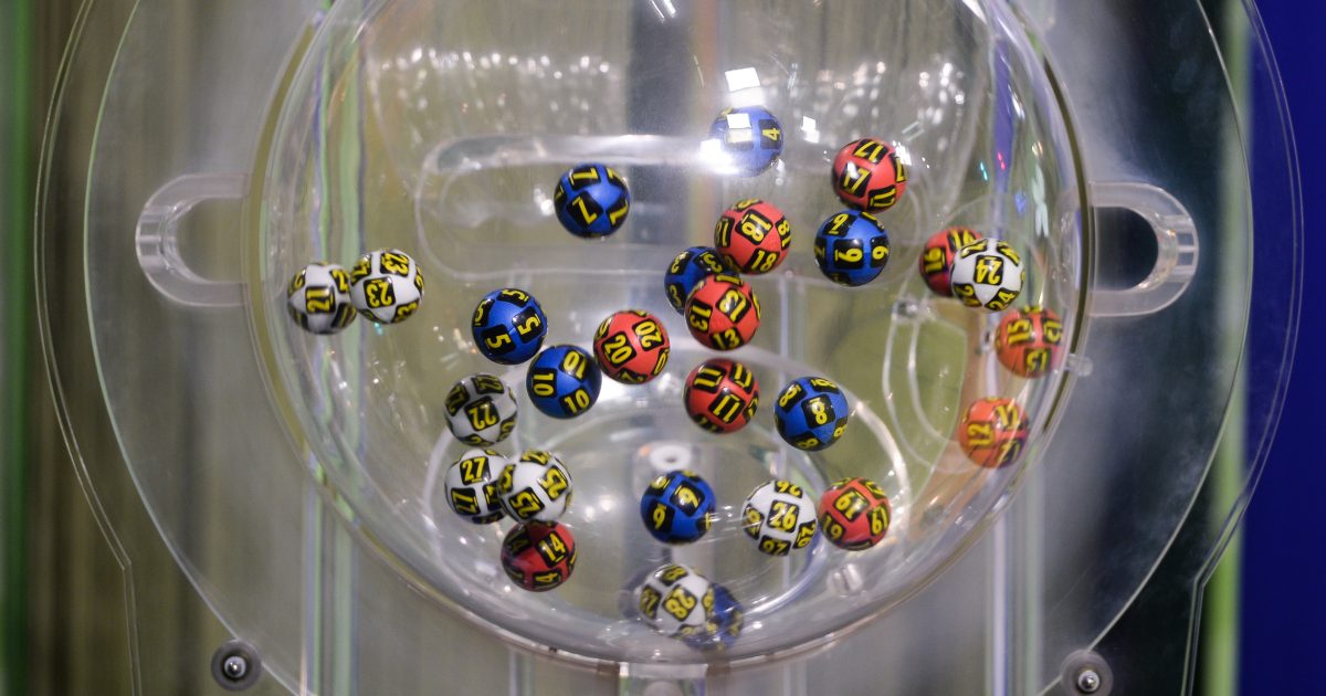 Loto de Paști 2026: Vezi numerele norocoase care au îmbogățit Români!