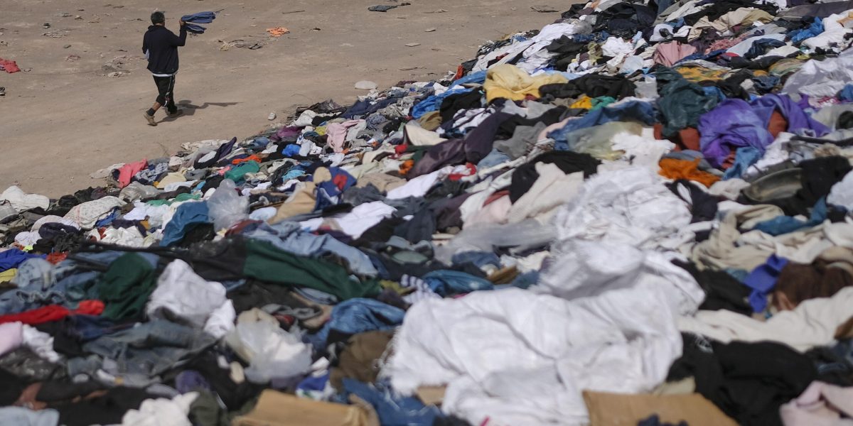 Ministerul mediului vrea să interzică hainele second-hand: Ce ascunde noua ordonanță