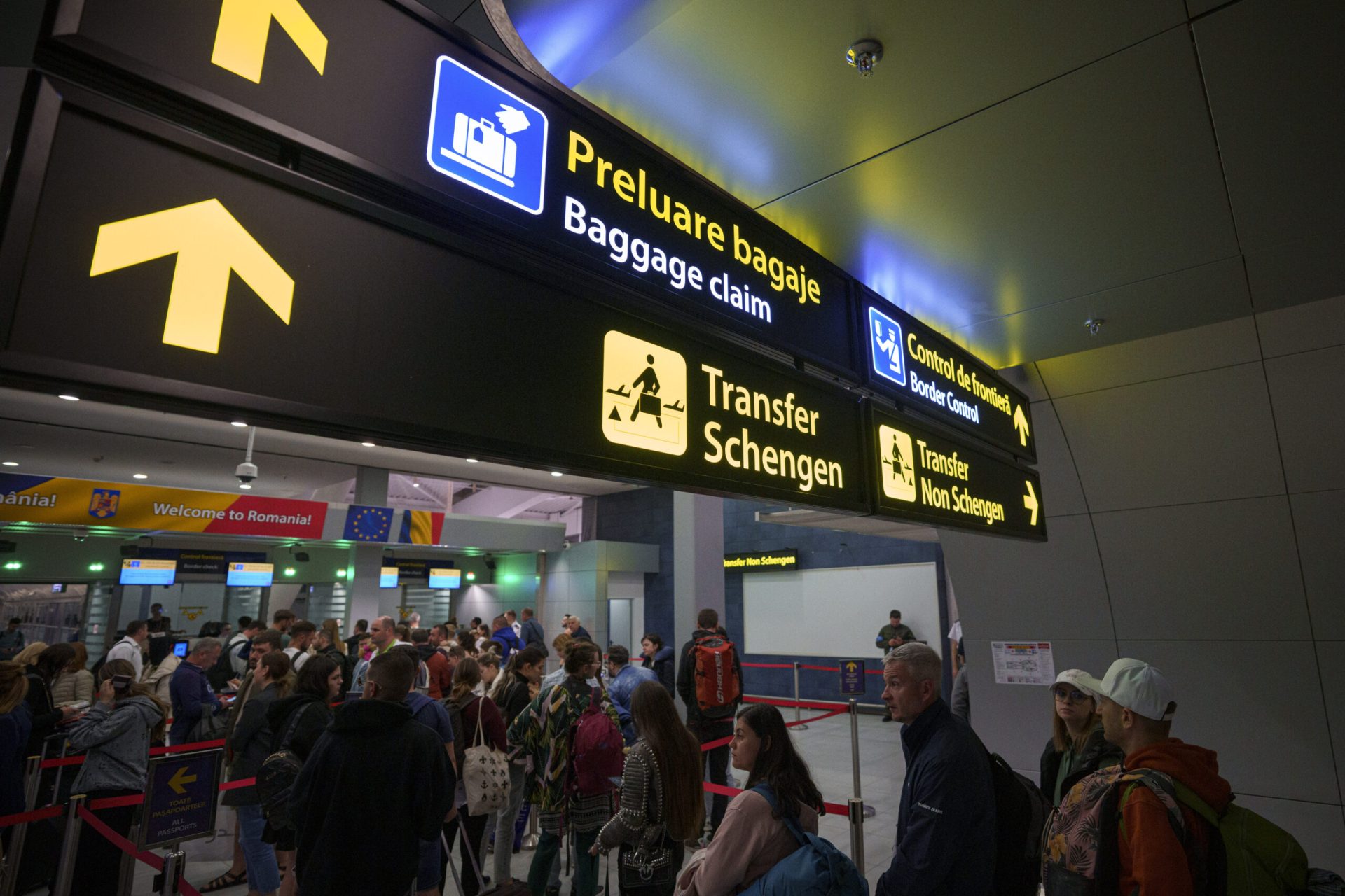 Sistemul european de intrare/ieșire (EES) devine pe deplin operațional de vineri, 10 aprilie, aducând schimbări majore pentru călătorii din afara spațiului Schengen