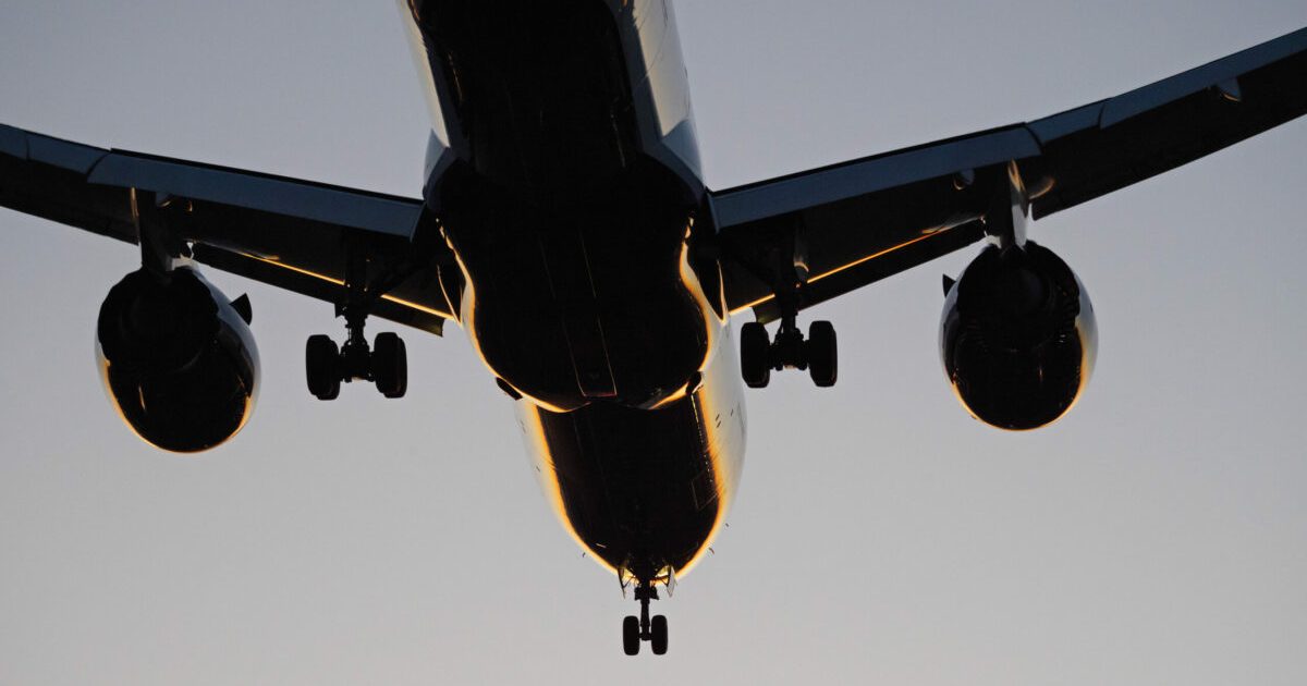 Greșeală de navigare: Familia din Italia, în loc de Cracovia, a aterizat la Craiova