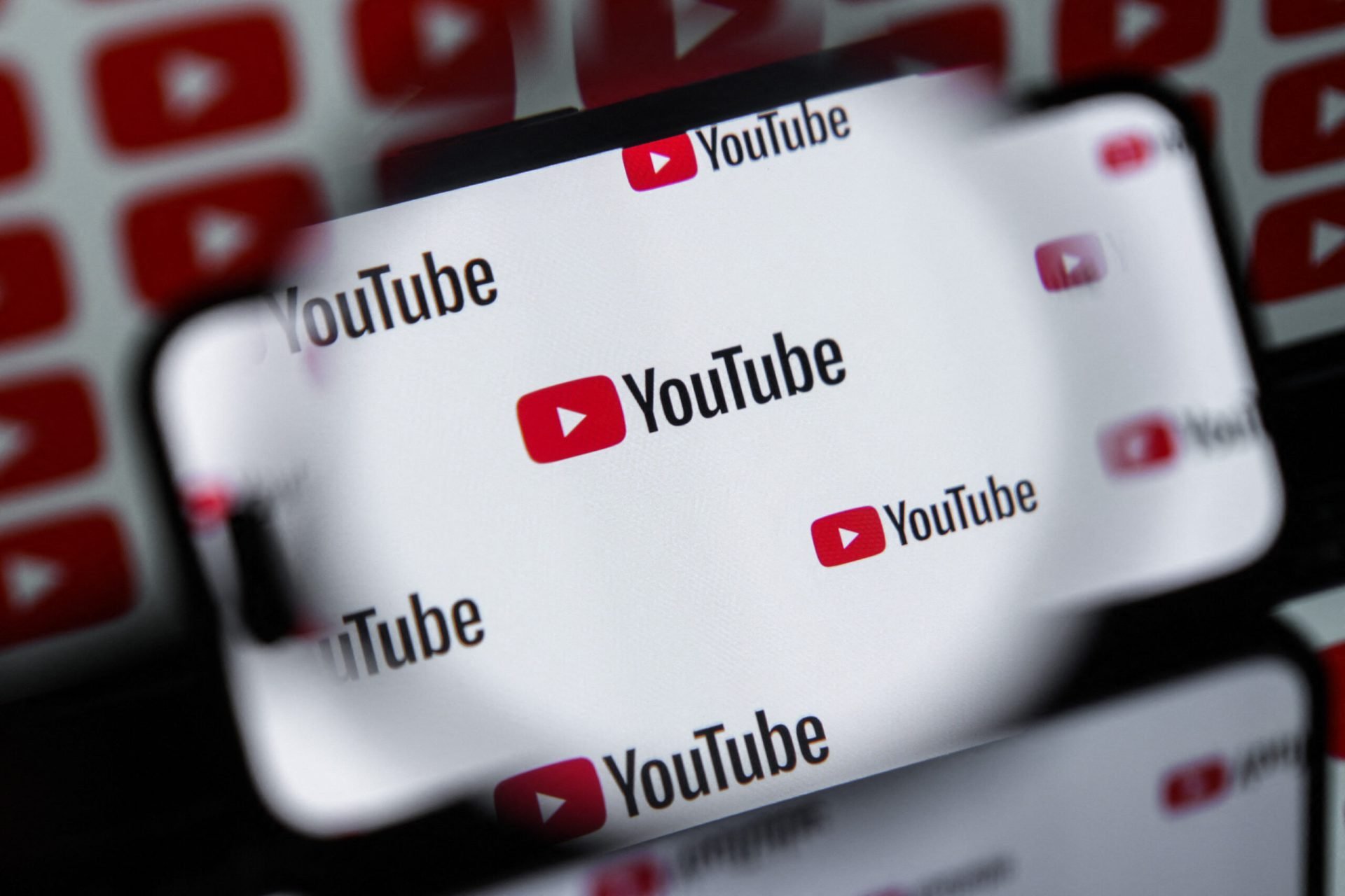 Blocarea unui videoclip NVIDIA pe YouTube, care prezenta o tehnologie avansată de îmbunătățire a graficii în jocuri, a pus în lumină problemele sistemului automat de detectare a drepturilor de autor al platformei
