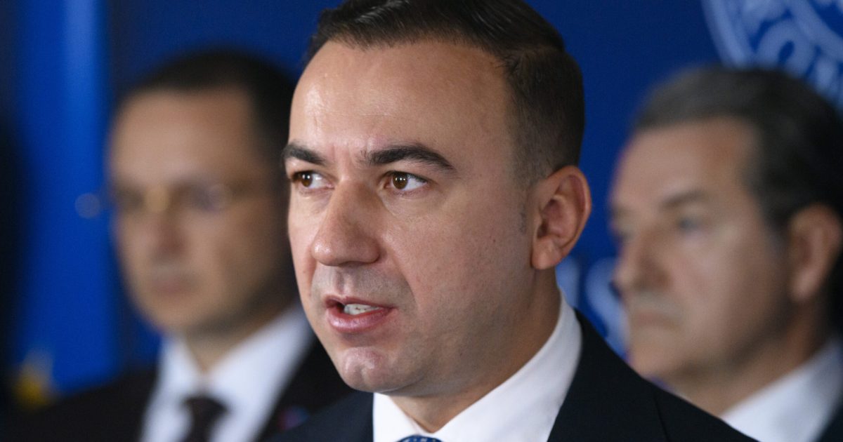 Mintia: Centrala crucială, gata până în octombrie. Autoritățile, sub presiune