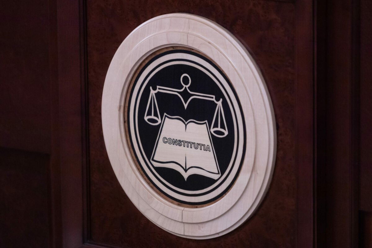 Președintele Nicușor Dan contestă la Curtea Constituțională legea privind guvernanța corporativă a întreprinderilor publice