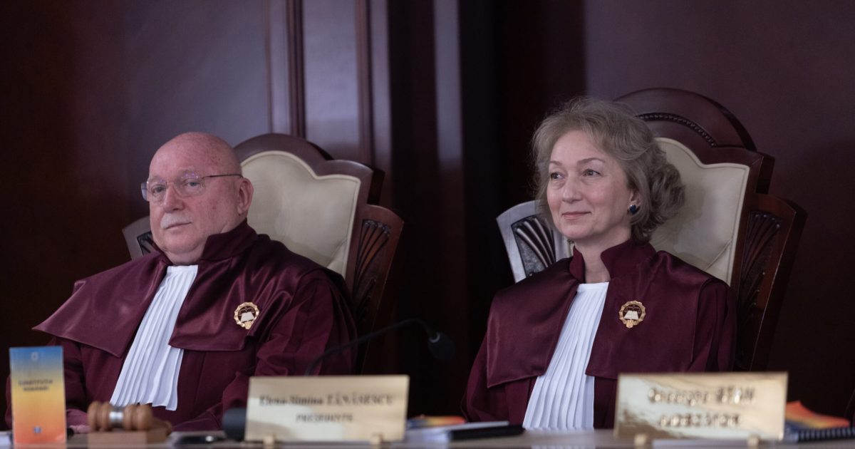 Vulnerabilitățile democrației: Pericolul pândește în interior, nu dinspre exterior