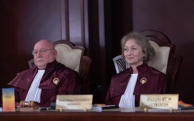 Vulnerabilitățile democrației: Pericolul pândește în interior, nu dinspre exterior