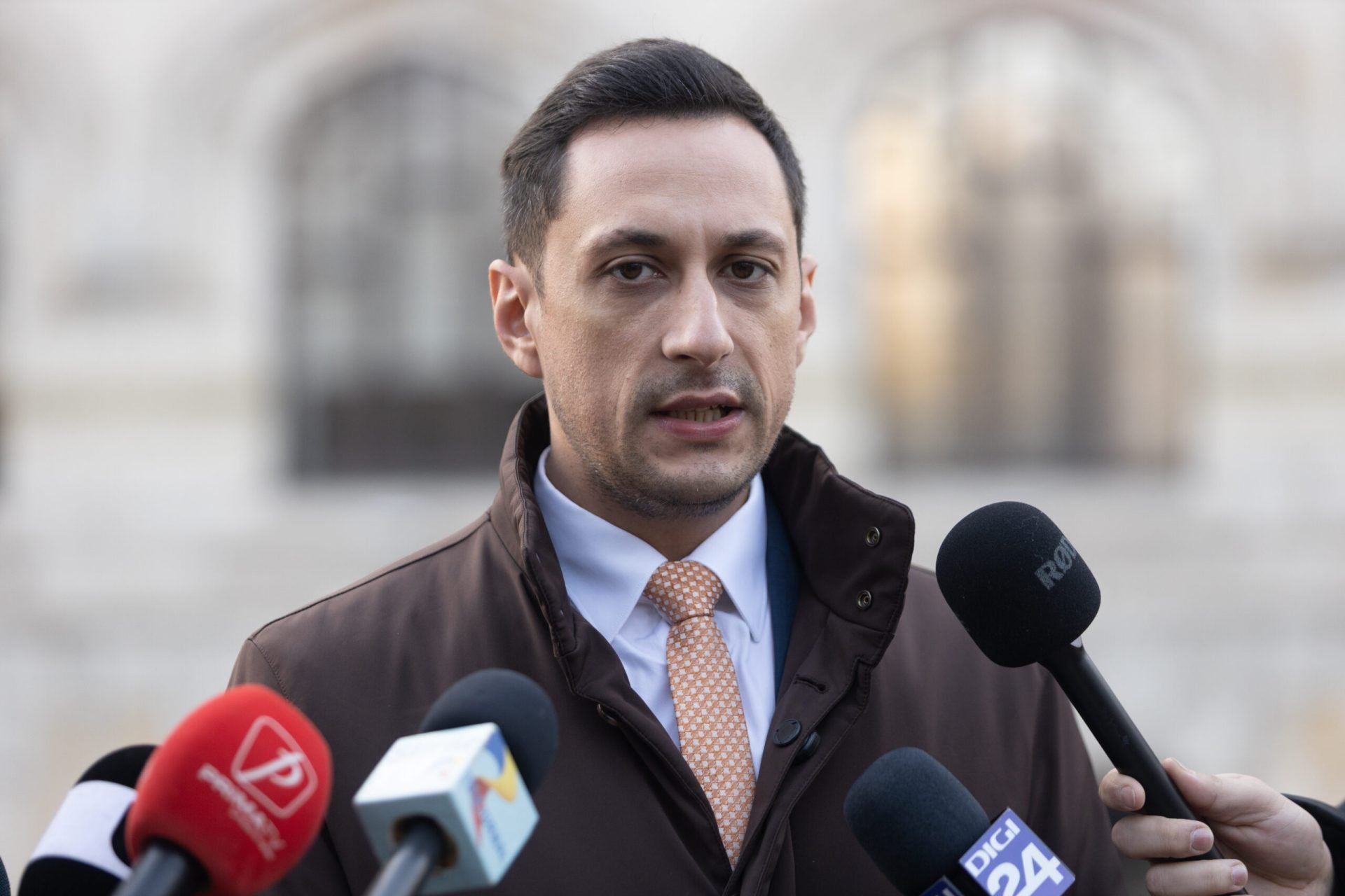 Reforma statului, blocată. Guvern minoritar, soluția miracol?