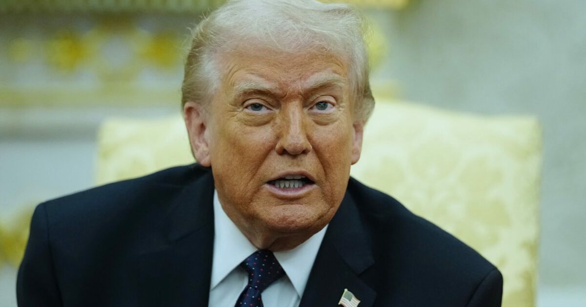 Trump, imagine șoc: Se compară cu Isus, vindecător prin IA