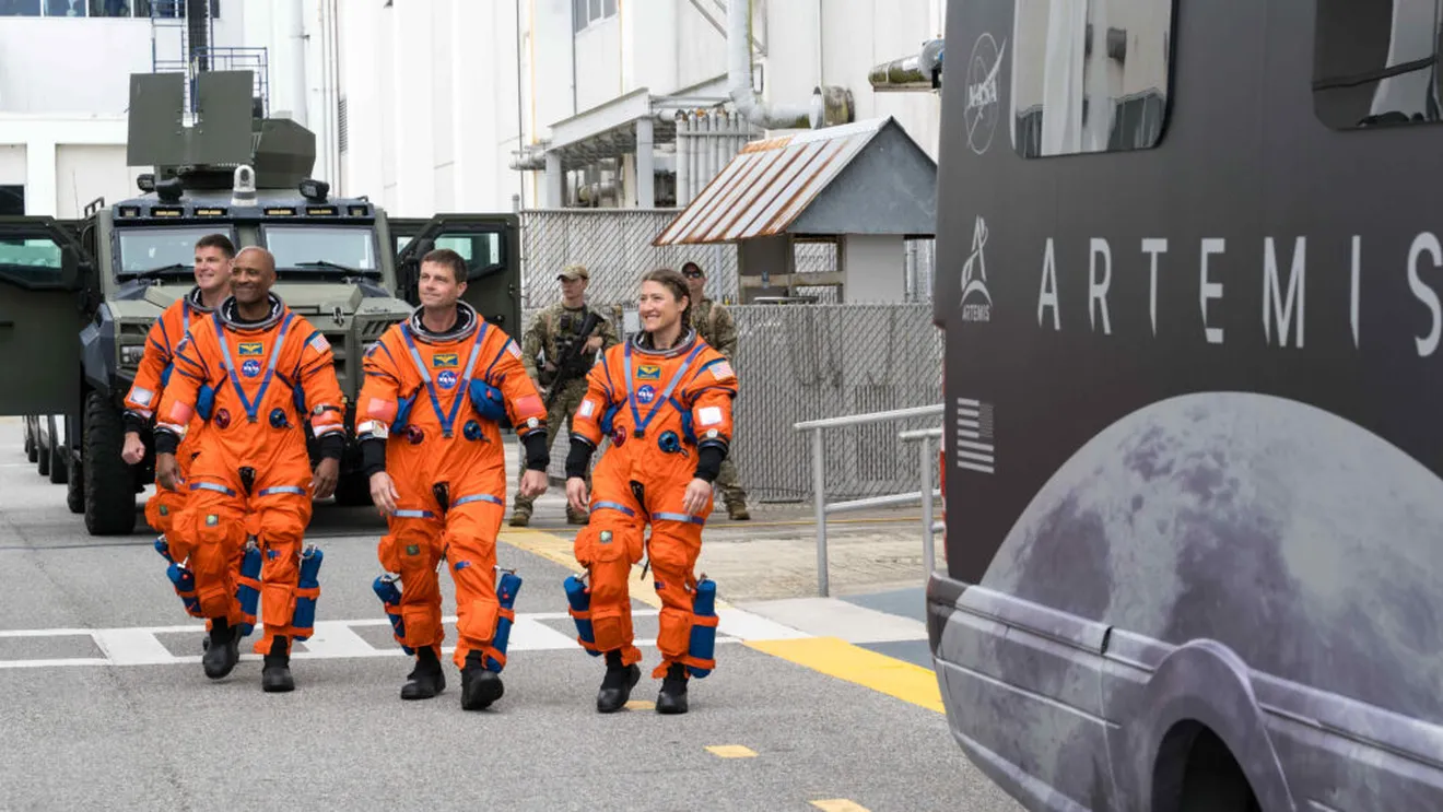 Cum distrug călătoriile în spațiu corpul uman