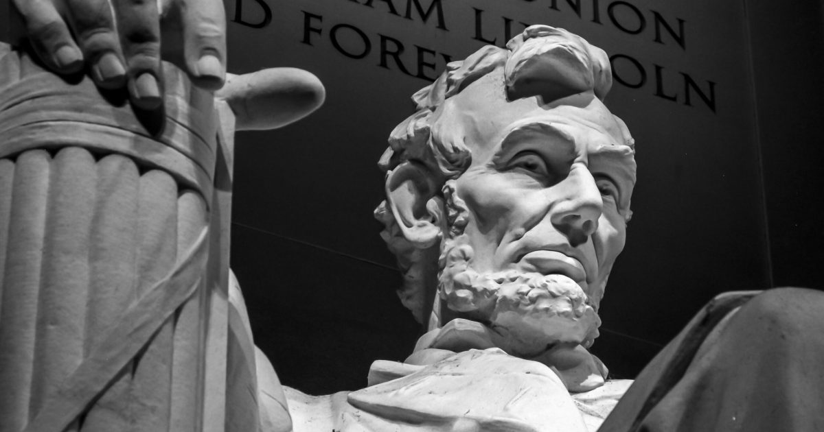 Asasinat la teatru: Președintele Abraham Lincoln, ucis de un actor