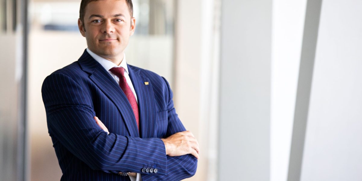 Alexander_Milcev_Partener_EYRomania.jpg - NewsFactor