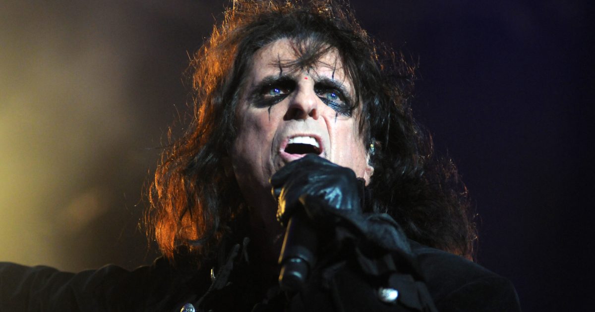 Alice Cooper, eroul neașteptat: A salvat Hollywood Sign de la ruină!