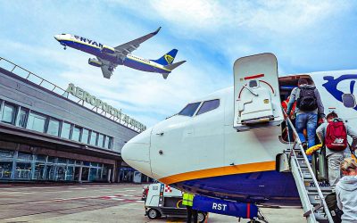 Aproape 200 de pasageri blocați, după ce securitatea aeroportului a refuzat munca