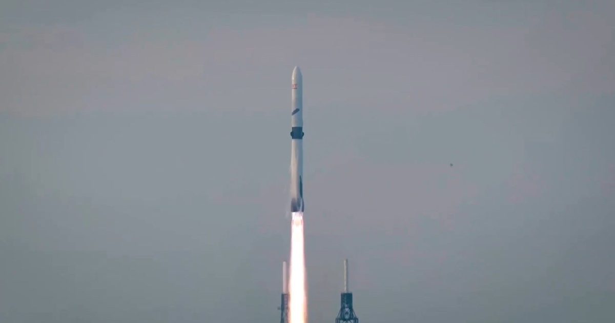 Blue Origin, reușită istorică: New Glenn, racheta reutilizată pentru prima oară