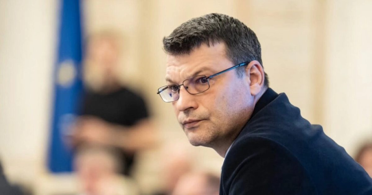 Reforma companiilor de stat: Sfârșitul risipei bugetare, nu „vânzarea României”