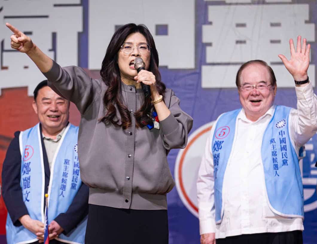 Șefa opoziției din Taiwan dorește reconcilierea cu China Cheng Li-wun, lidera principalului partid de opoziție din Taiwan, a declarat miercuri că se va inspira din viziunea fondatorului formațiunii sale, Sun Yat-sen, pentru a căuta o apropiere de China