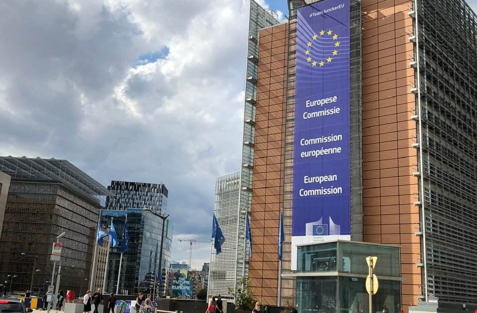 UE: Comisia Europeană vrea să scadă facturile la energie. Ce face România?