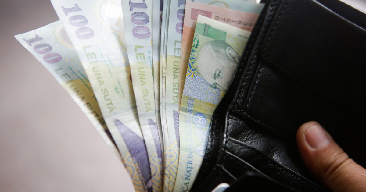 FMI taie din nou: România, creștere economică de doar 0,7% în acest an