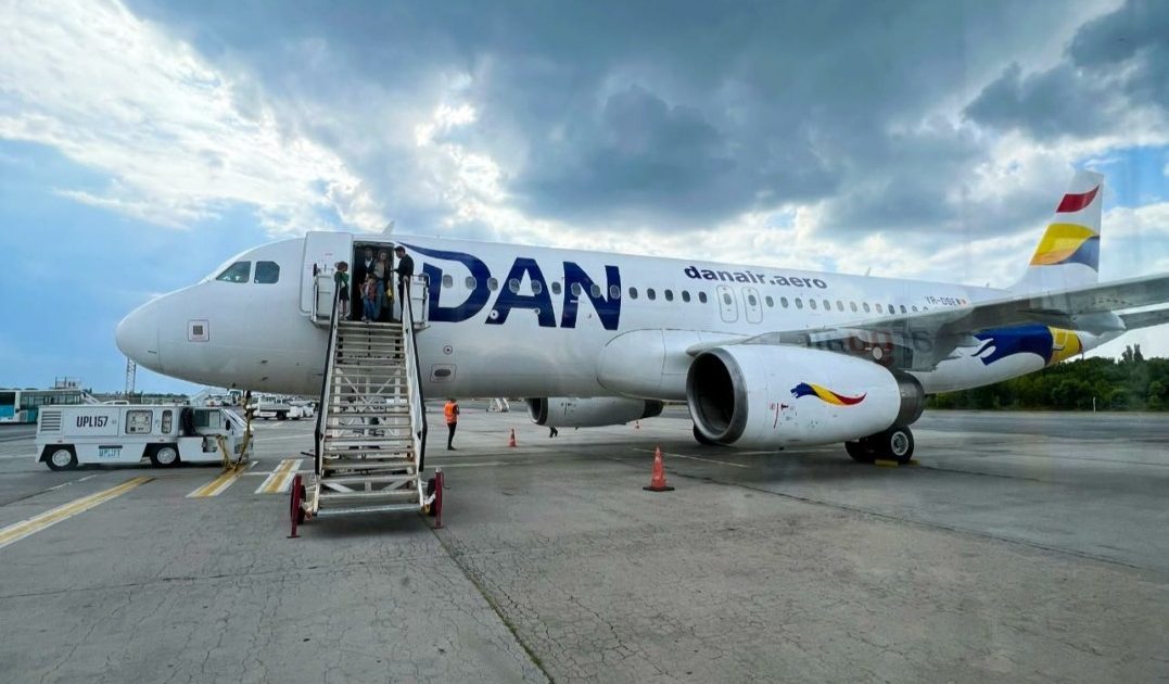 Avionul cu 96 de pasageri, la un pas de dezastru lângă Bacău în 2025: Defecțiuni GPS