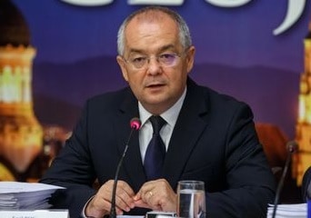 Greșeala istorică: Coaliția PRO-EU se rupe, viitorul României în pericol